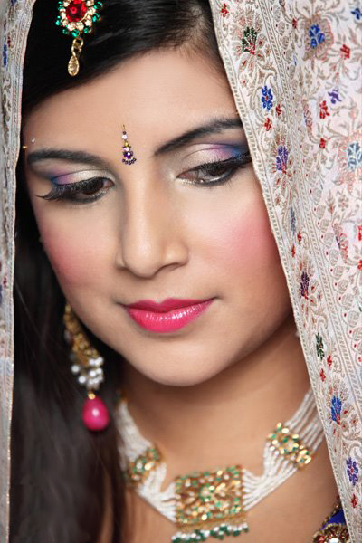 Bold and beautiful Indian wedding makeup for brides and attendants